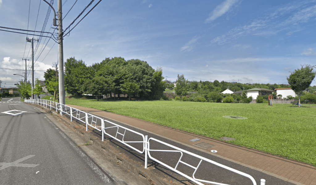 八王子市の堀之内（旧番地）をポスティングしたら「育つ環境は一生の宝物」と魅了する分譲地や、駅名にもなった自然散策に最適な公園が見つかった件